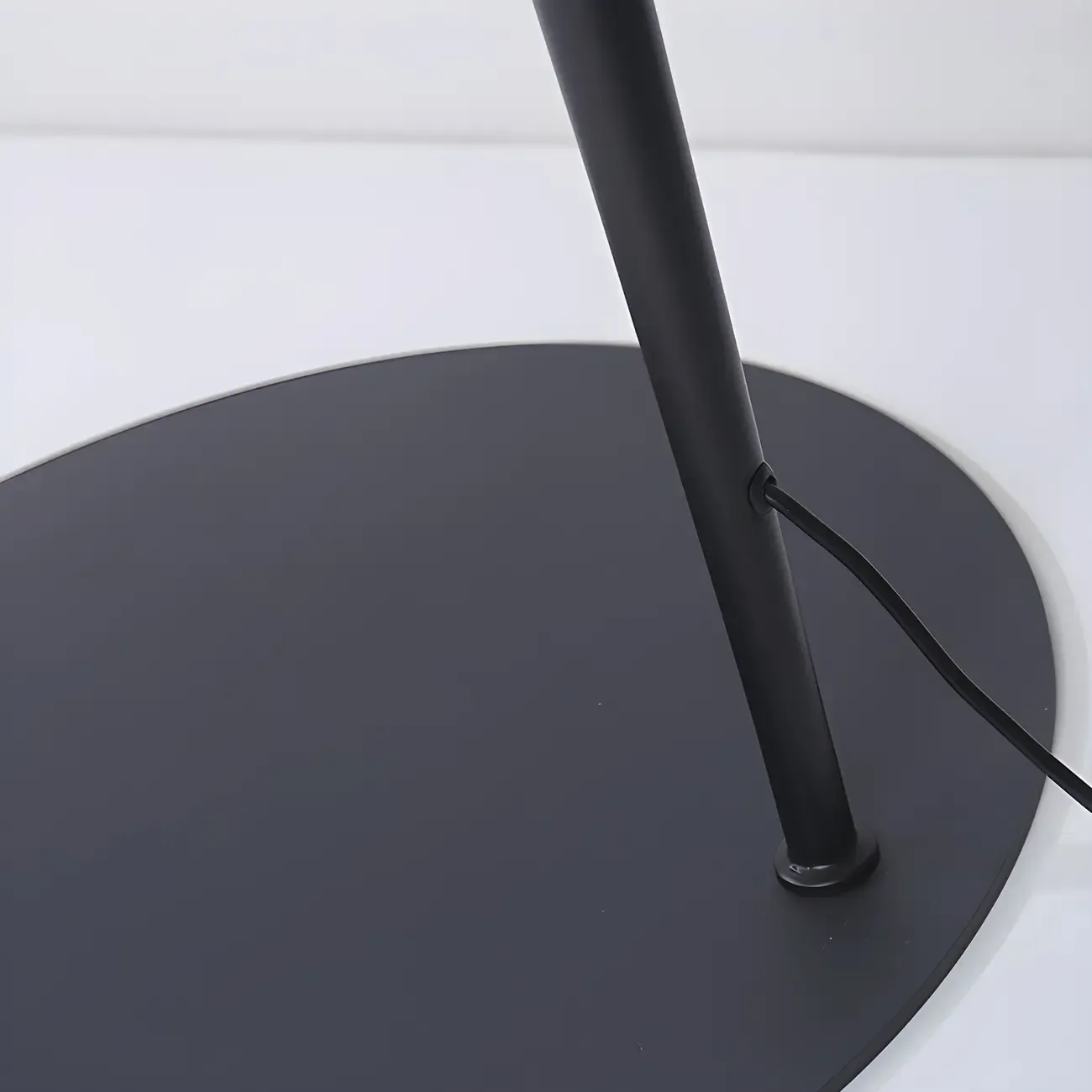 Black Metal Fishing Line Cone Floor Lamp Image - 9