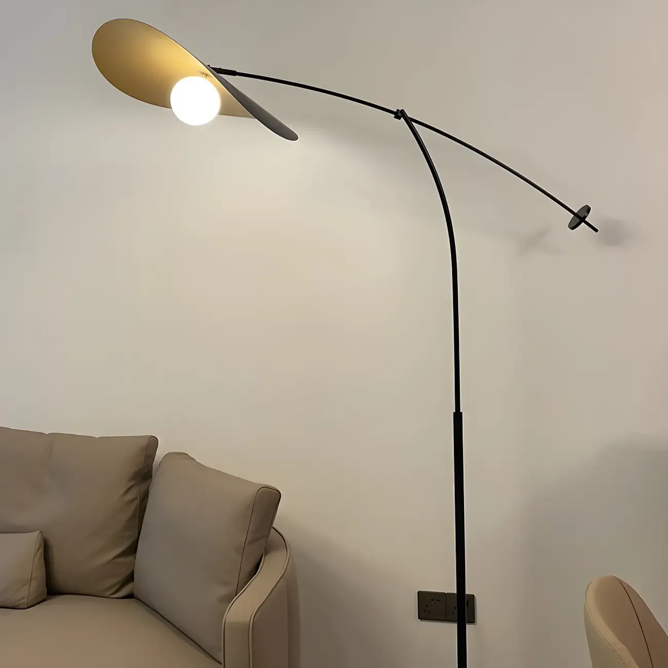 Modern Iron Arc Floor Lamp with Hat Shape Shade Image - 13