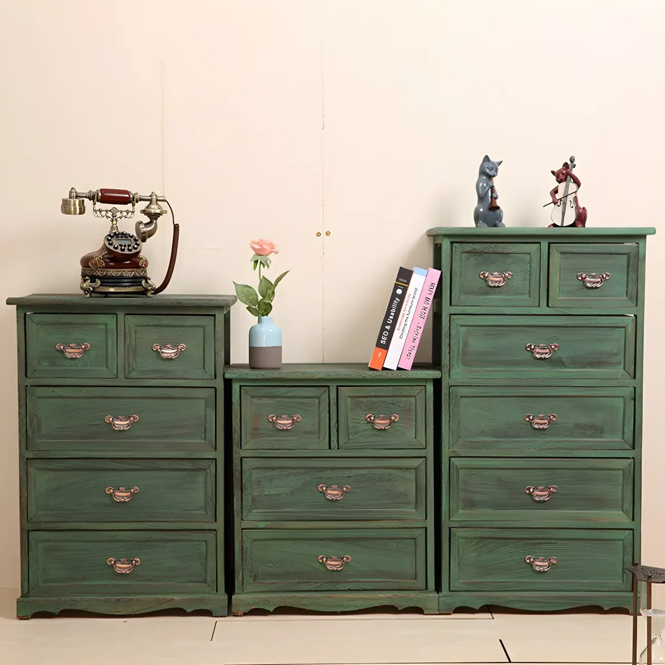 Traditional Wooden Dressers & Chests with Drawers for Bedroom Image - 3