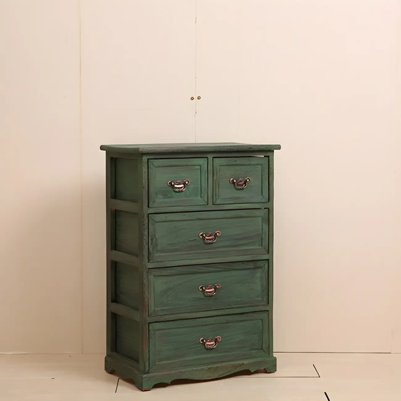 Traditional Wooden Dressers & Chests with Drawers for Bedroom Image - 17
