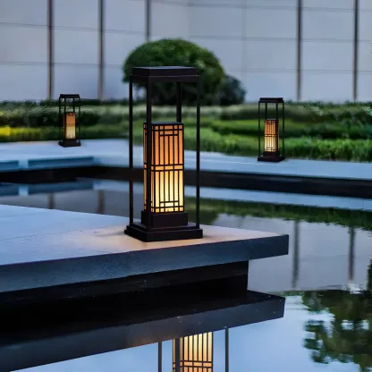Oriental Retro Solar Rectangle Vertical Post Cap Light Image - 3