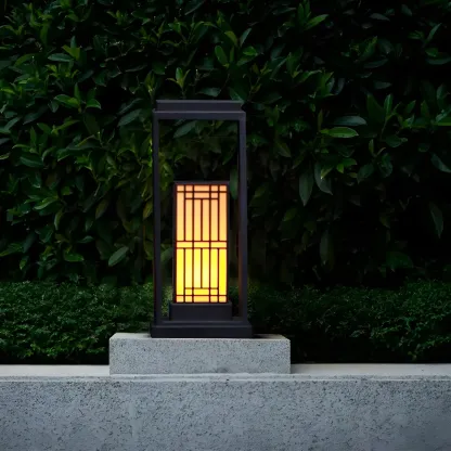 Oriental Retro Solar Rectangle Vertical Post Cap Light Image - 13