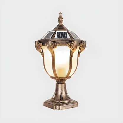 Vintage Elegant Metal Solar Post Cap Light Image - 7