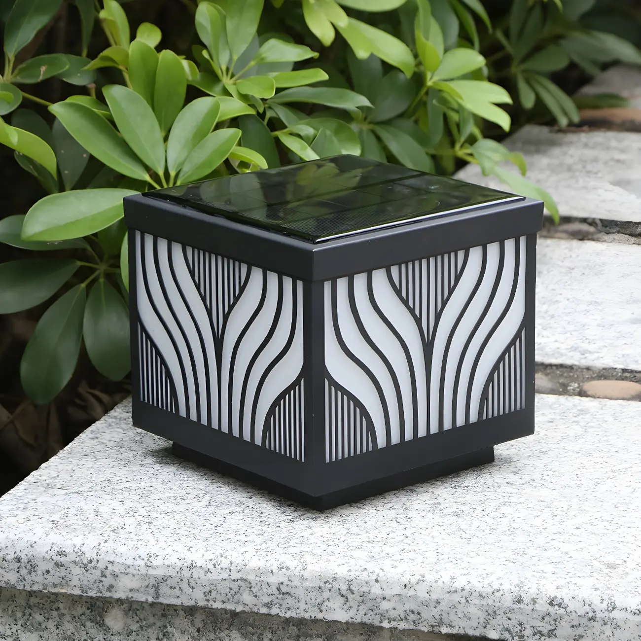 Exquisite Pattern Solar Geometric Post Cap Light Image - 6 | homeyfad