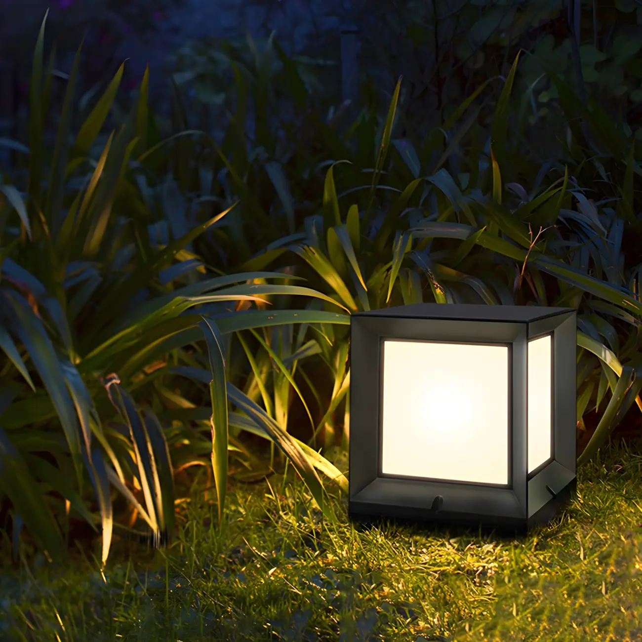 Outdoor Rectangle Black Plastic Solar Post Cap Light LED Lamp Image - 13 | homeyfad