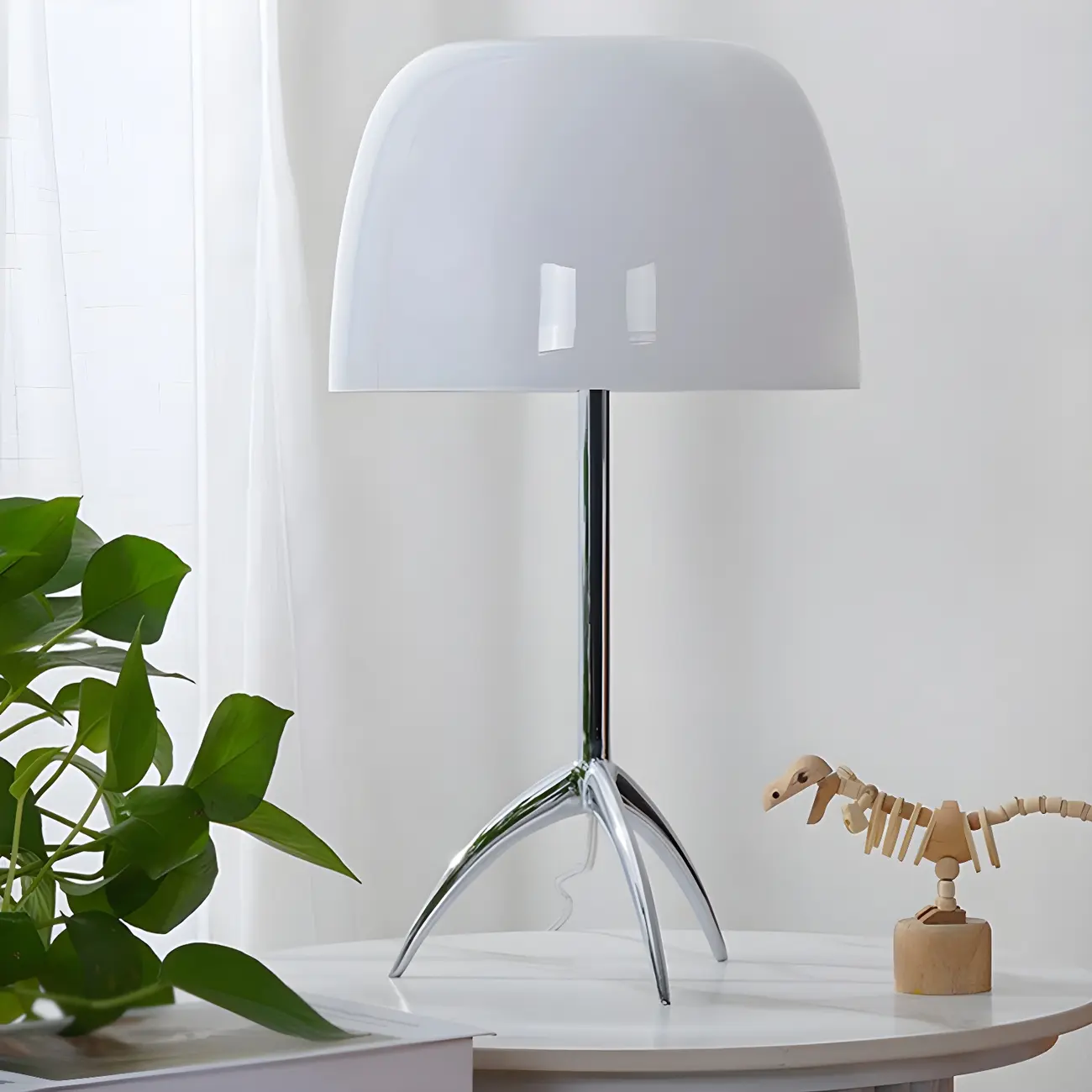 Nordic Modern Tripod Silver and Glass Table Lamp in Metal Base Image - 15 | homeyfad