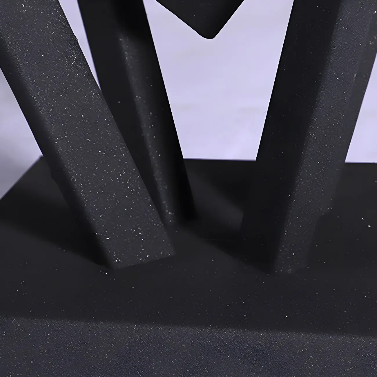 Solar Black Metal Bracket Pyramid Post Cap Light Image - 16 | homeyfad