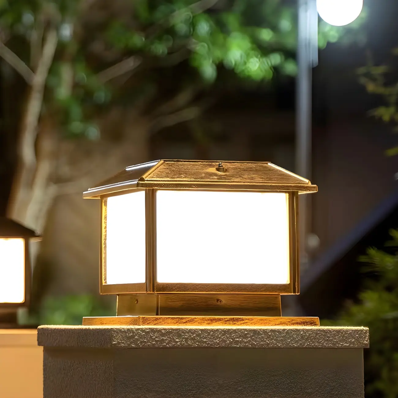 Outdoor Bronze Metal Solar Square LED Post Light Image - 3 | homeyfad