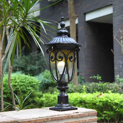 Retro Elegant Wired Black Metal Decorative Post Cap Light Image - 3