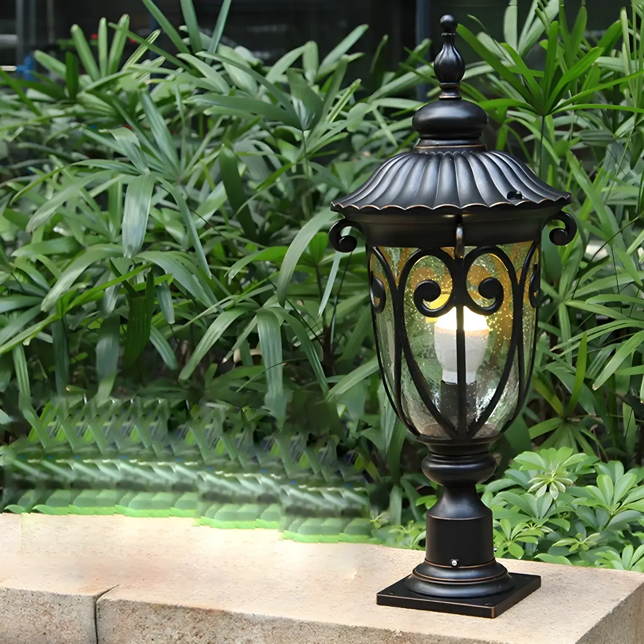 Retro Elegant Wired Black Metal Decorative Post Cap Light Image - 4