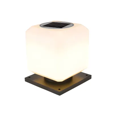 Solar White Simple Cube Post Cap Light Image - 8