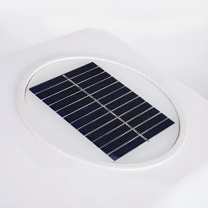 Solar White Simple Cube Post Cap Light Image - 10