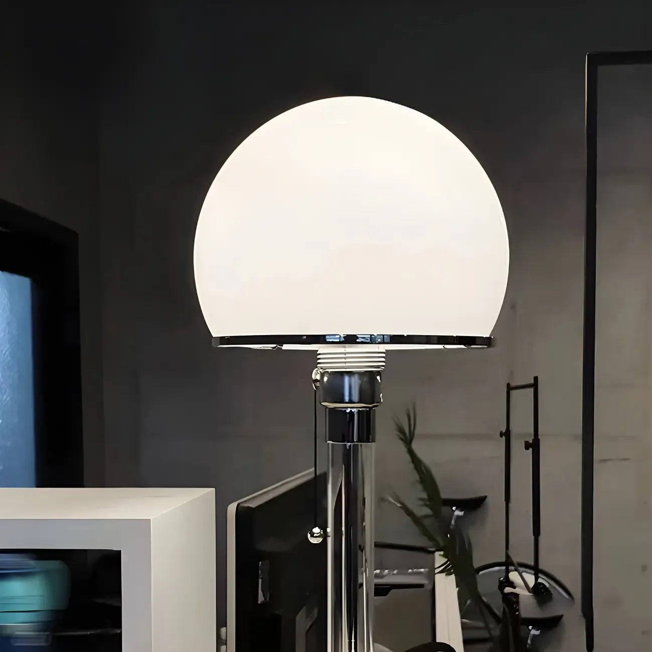 Minimalist  Dome Task Table Lamp with Pull Chain Image - 11