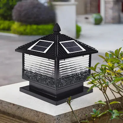 House-Shape Metal Solar Post Cap Light Image - 3