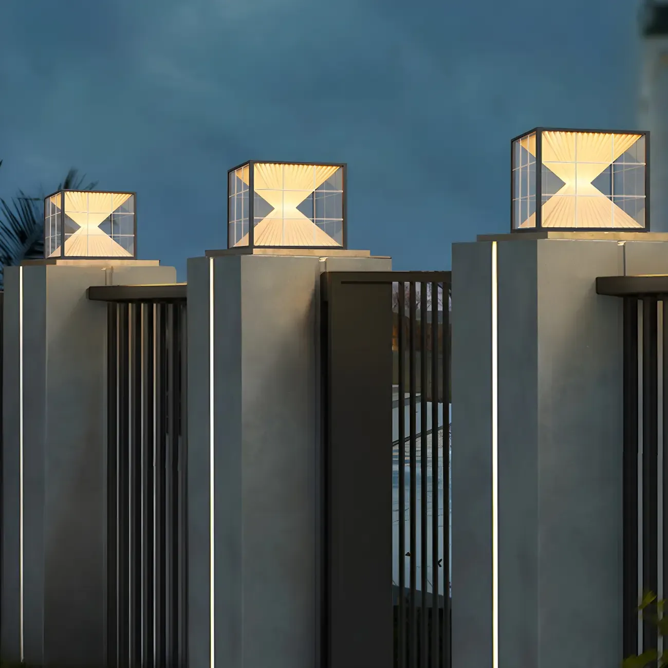 Modern Solar Two-Tier Shade Cube Post Cap Light Image - 5