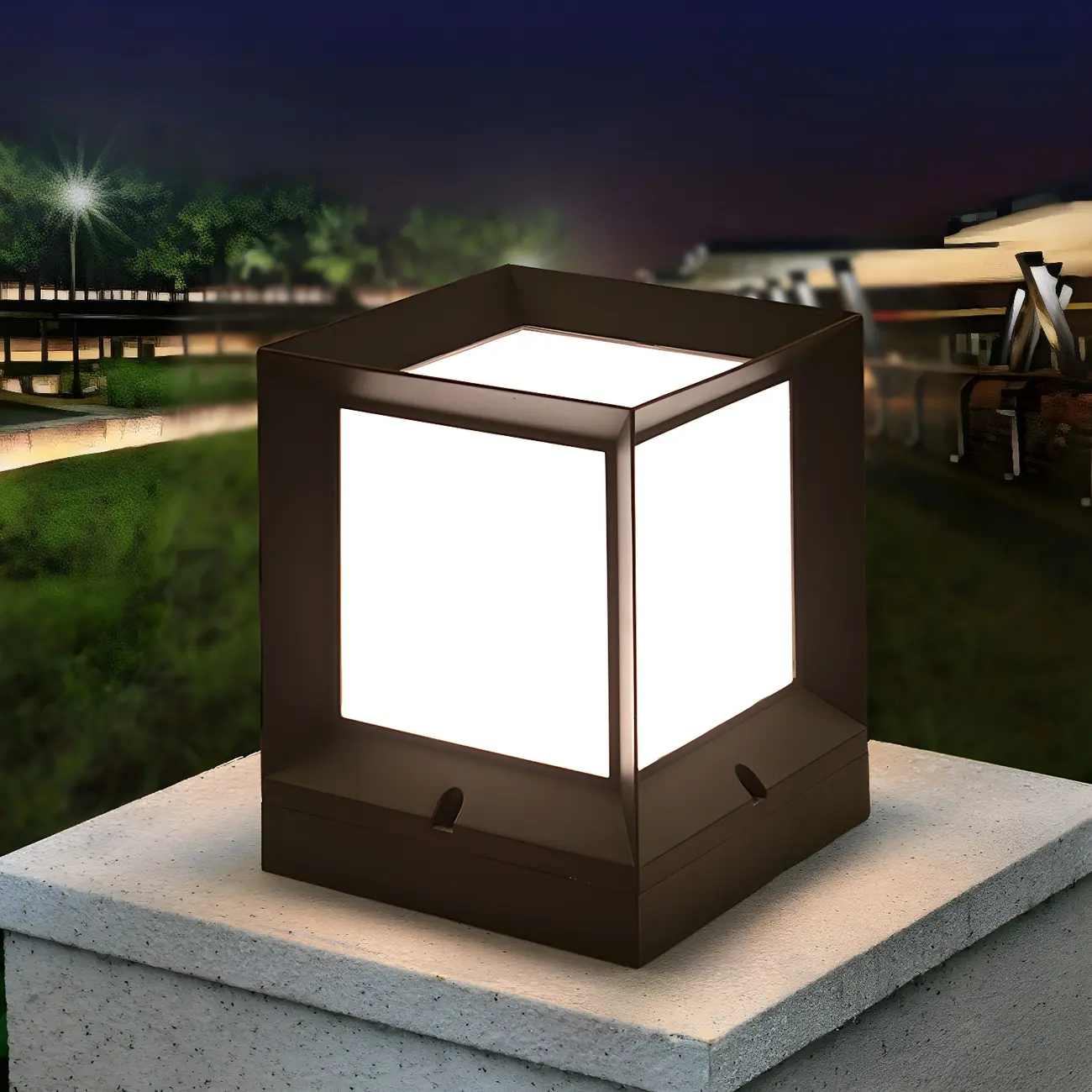 Metal Black Rectangle Post Cap Light Image - 2 | homeyfad