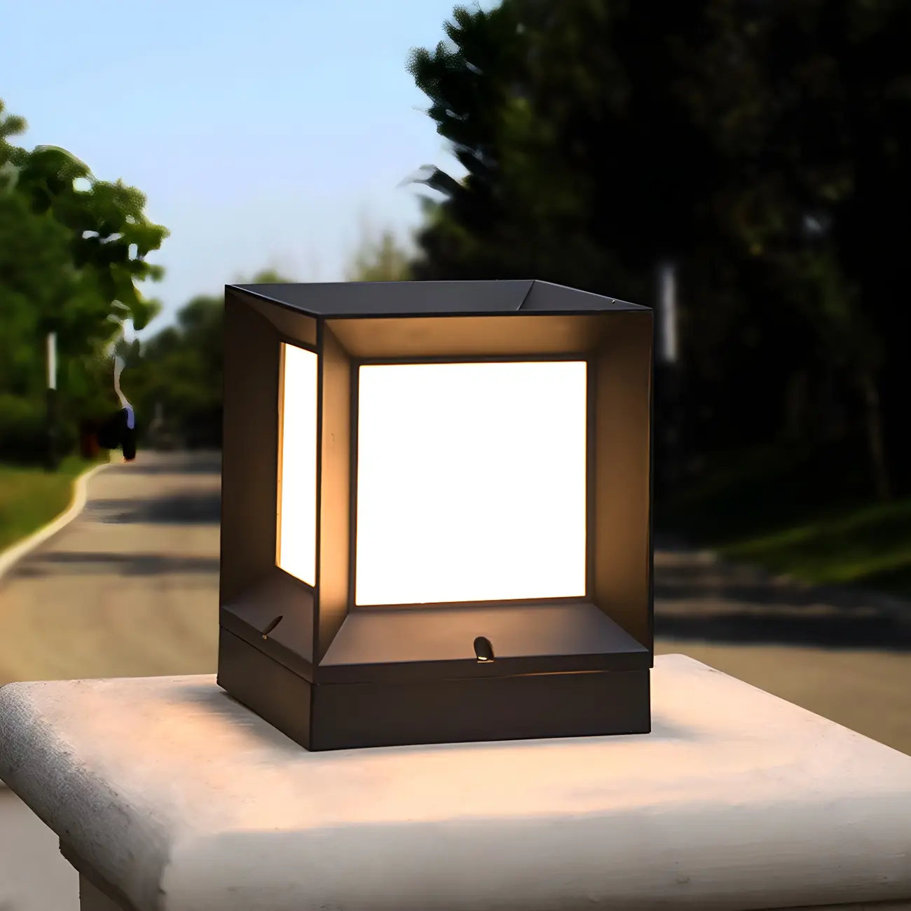 Metal Black Rectangle Post Cap Light Image - 1 | homeyfad