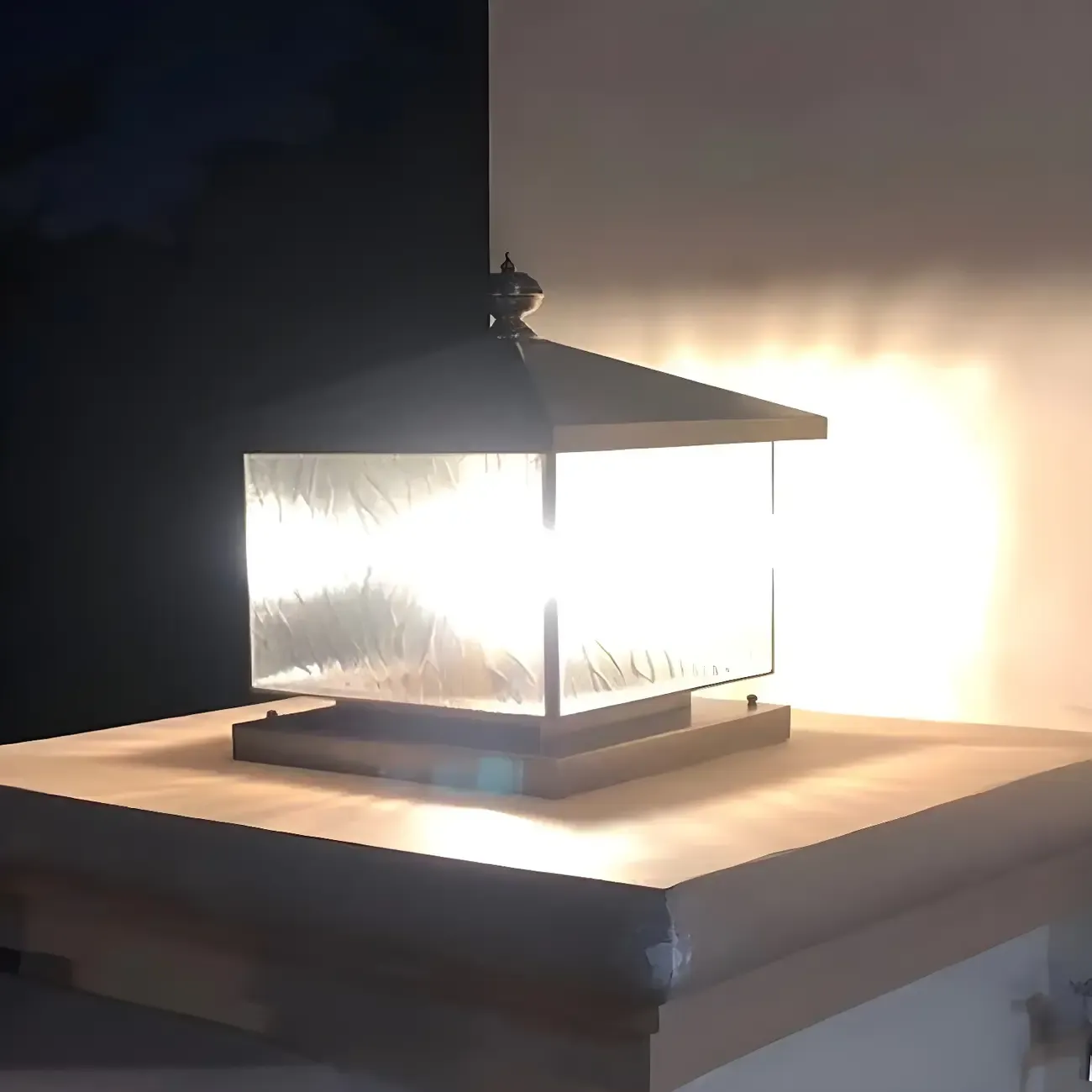 Solar Brass and Bronze Ripple Glass Post Cap Light Image - 4