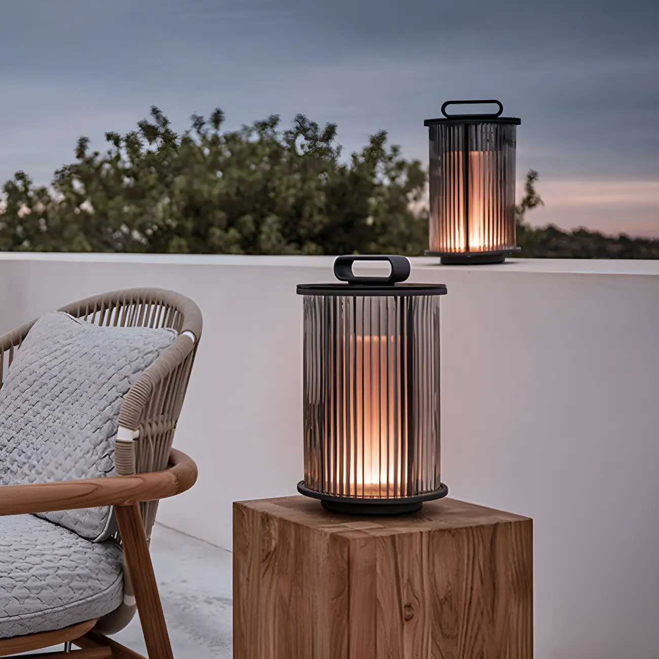 Metal Black Round Solar Post Cap Light Image - 1 | homeyfad
