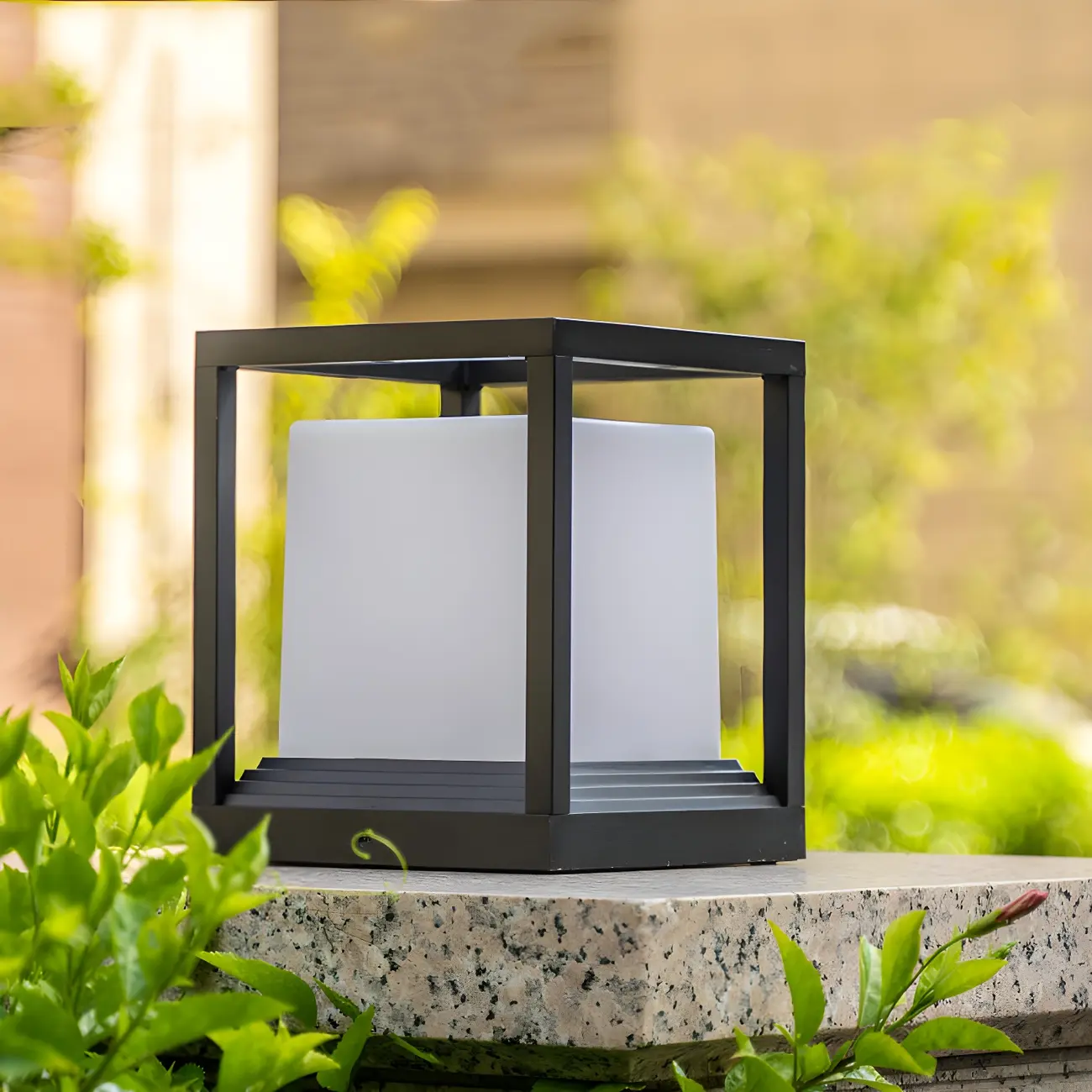 Modern Black Metal LED Post Cap Light for Outdoor Fences | homeyfad