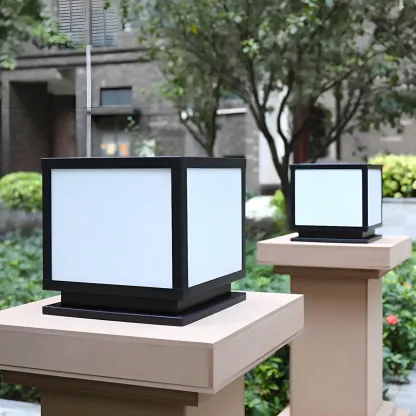 Modern Outdoor Rectangle Pillar Table Light with LED for Patio Image - 14