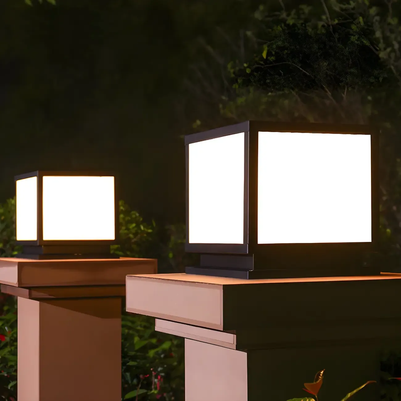 Modern Outdoor Rectangle Pillar Table Light with LED for Patio Image - 18