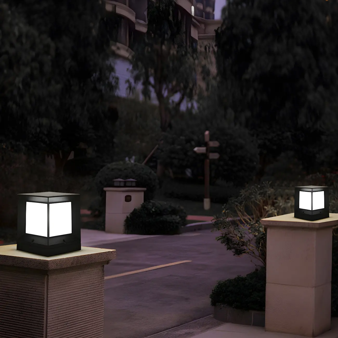 Outdoor Rectangle Solar LED Post Cap Light in Dimmable Image - 7 | homeyfad