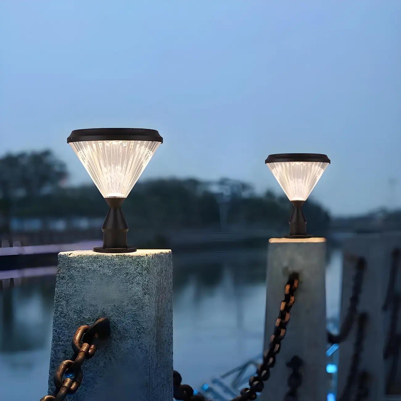 Diamond Shape Solar Black Metal Post Cap Light Image - 3 | homeyfad