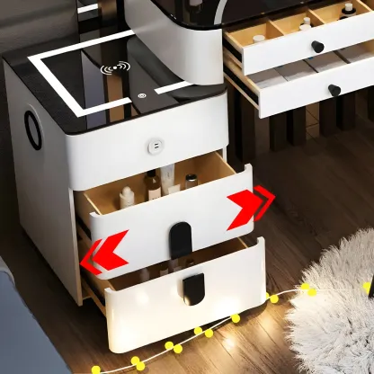 High Capacity Makeup Vanity Set with Lighted Mirror in Bear Shape