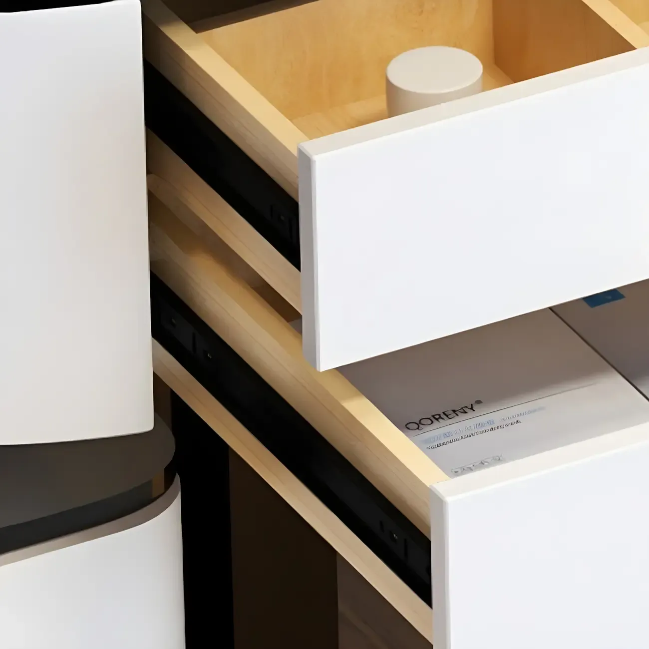 High Capacity Makeup Vanity Set with Lighted Mirror in Bear Shape