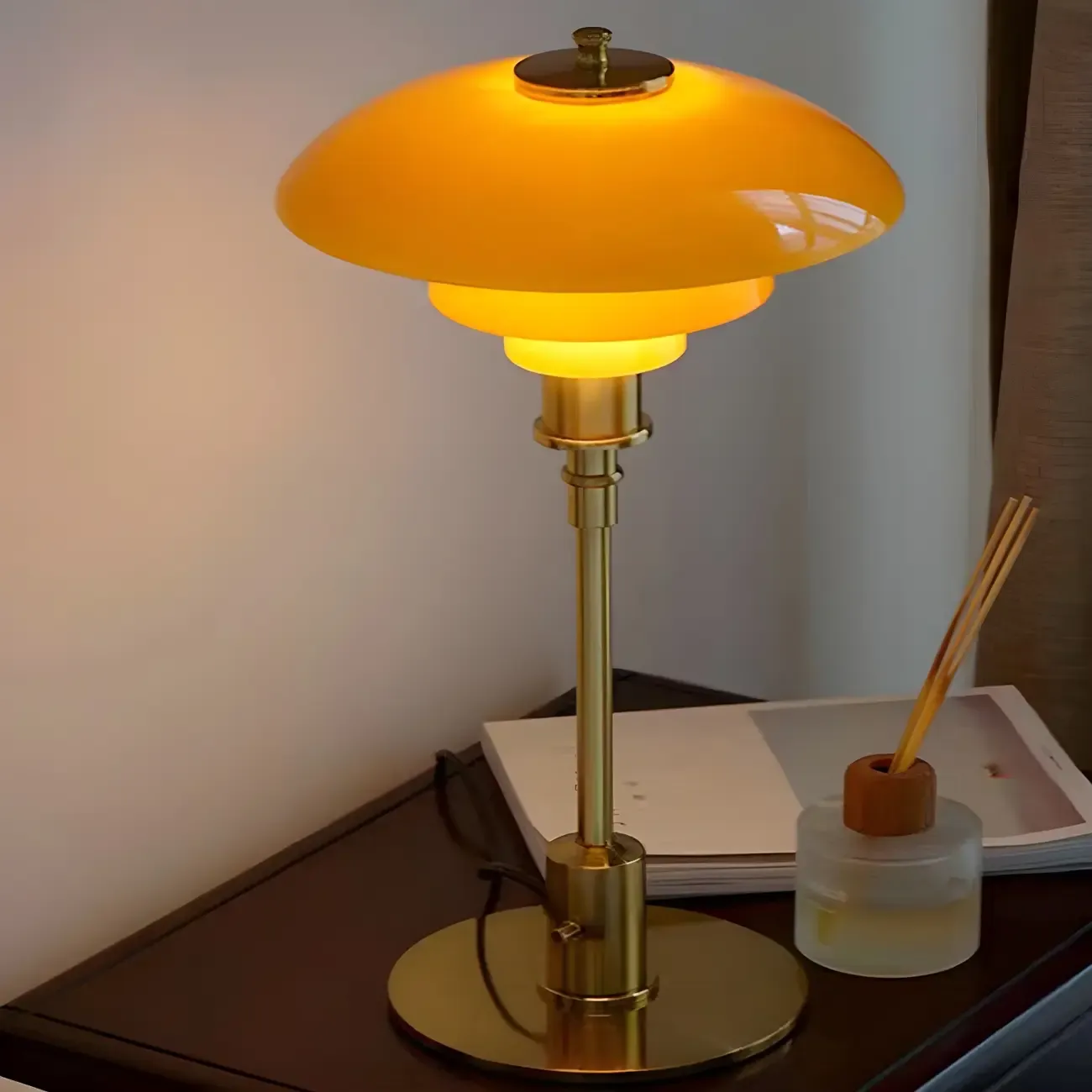 Standard Glass 3 Layers Amber Top Shade LED Table Lamp Image - 3