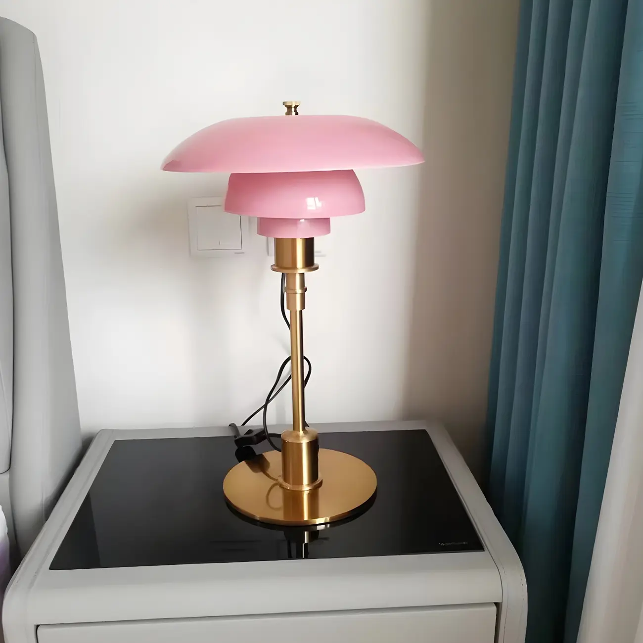 Standard Glass 3 Layers Amber Top Shade LED Table Lamp Image - 4 | homeyfad