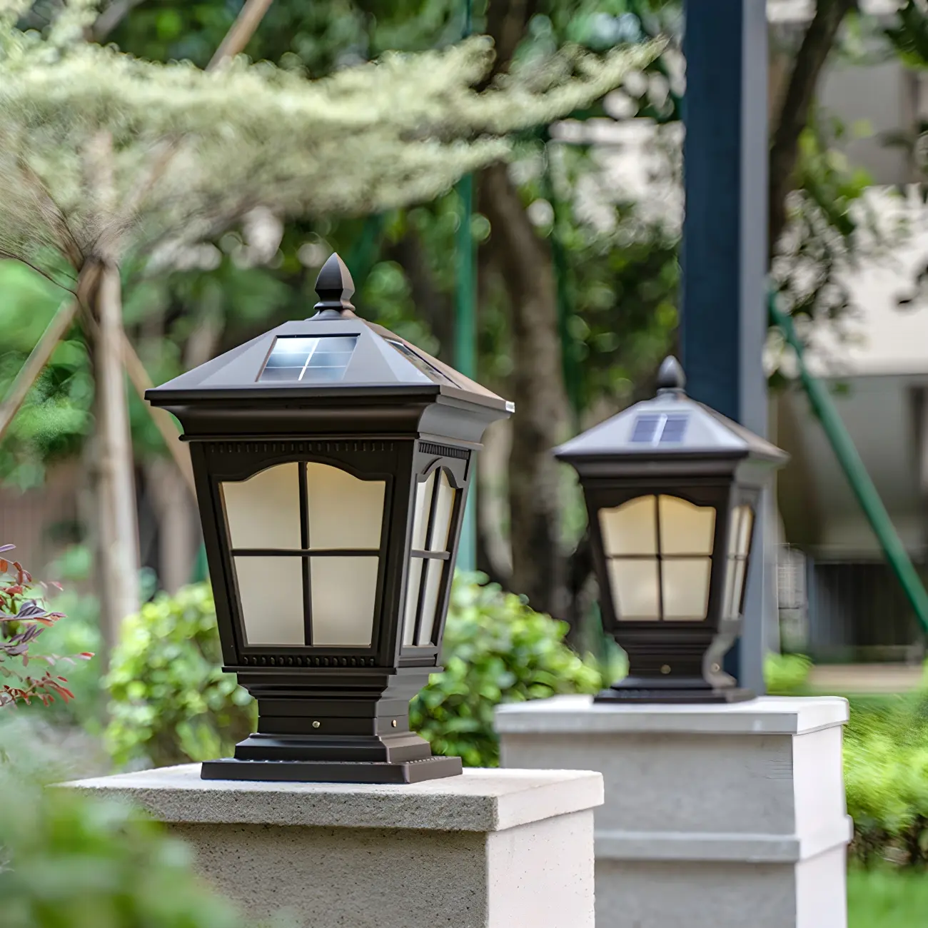 Decorative Outdoor Solar Post Light in 3 Color Light Image - 5 | homeyfad