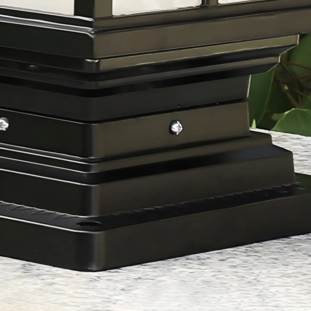 Solar Metal White Pane Vintage Post Cap Light Image - 10 | homeyfad