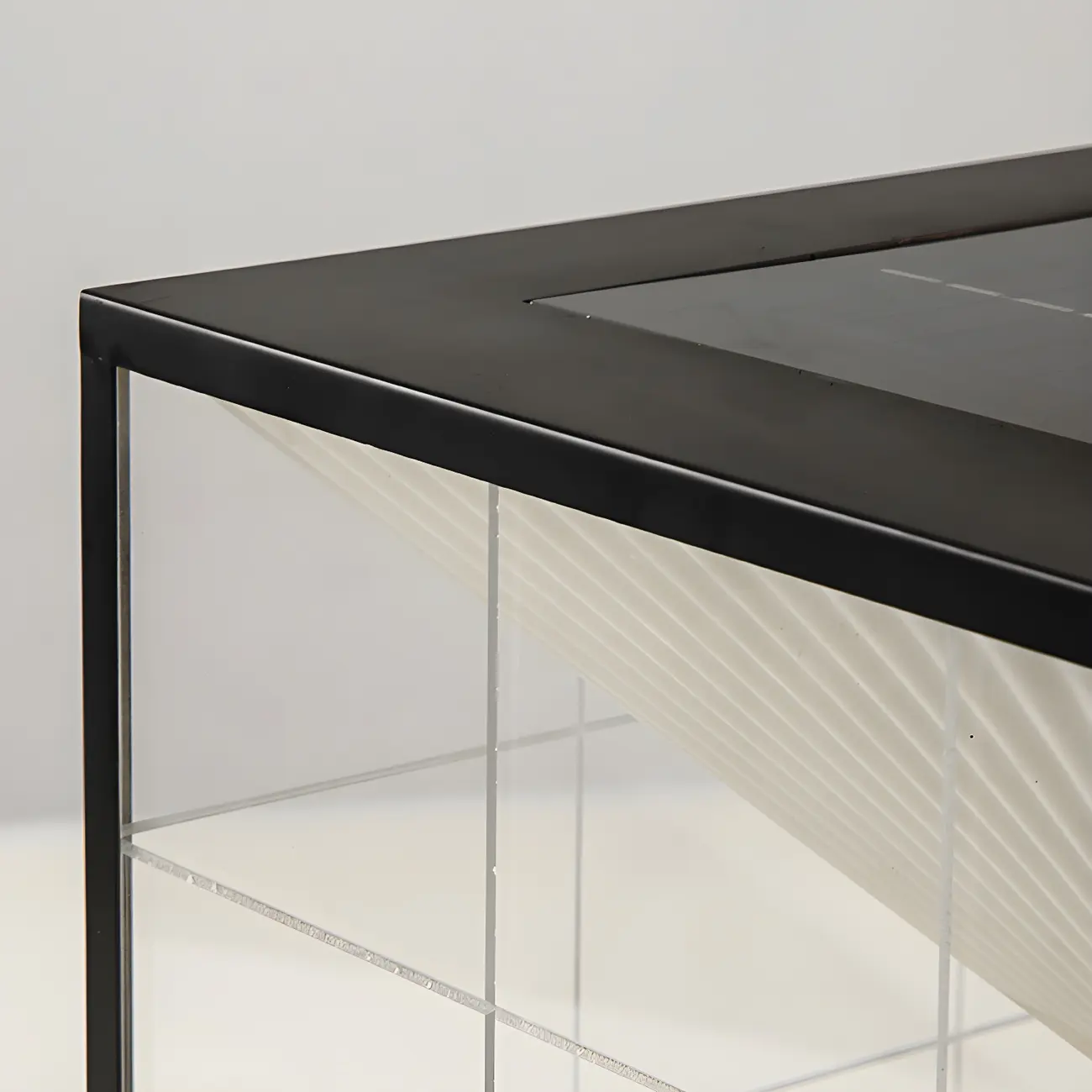 Black and Gold Solar Clear Cube Post Cap Light Image - 9 | homeyfad