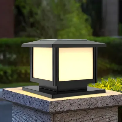 Solar Black Plastic Square Post Cap Light Image - 6