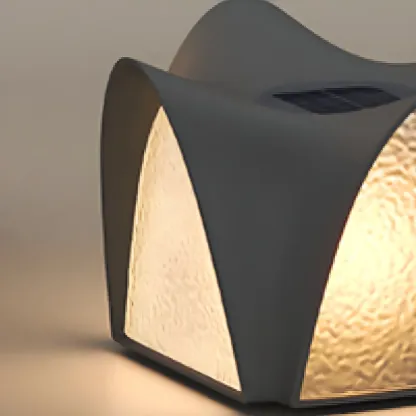 Solar Wavy Black and Glass Shade Post Cap Light Image - 9