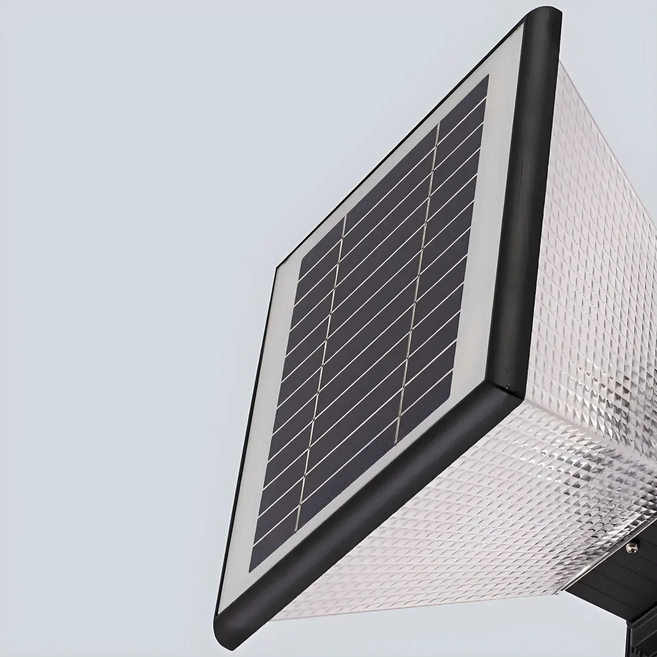 Solar Square and Round Pyramid Post Cap Light Image - 12