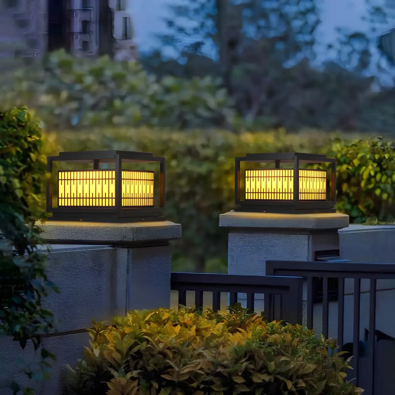 Solar Yellow Shade Warm Light Post Cap Light Image - 6