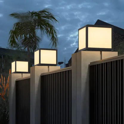 Cube Metal Black Solar Post Cap Light Image - 7