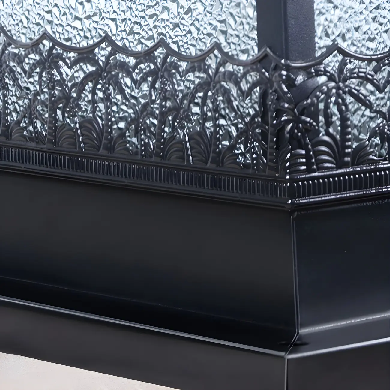 Solar Black Metal Decorative Post Cap Light Image - 10 | homeyfad