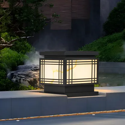 Solar Black Metal Rectangular Post Cap Light Image - 1