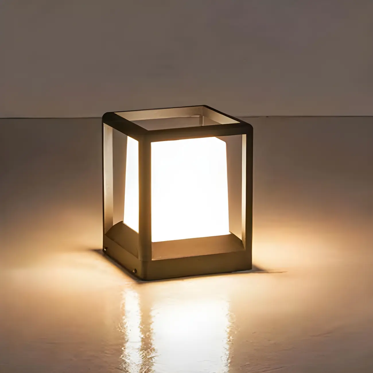 Outdoor Waterproof Metal Cube Post Cap Light Image - 9 | homeyfad