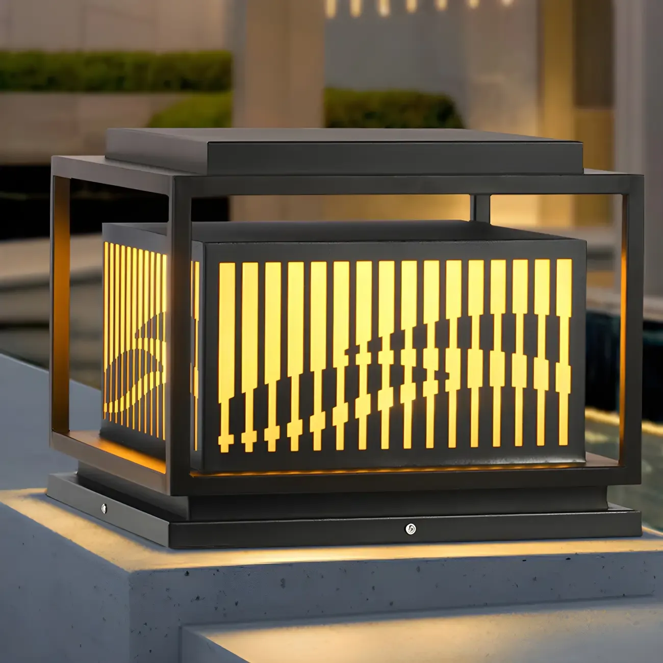  Waterproof Outdoor Wired Rectangular Post Cap Light Image - 1