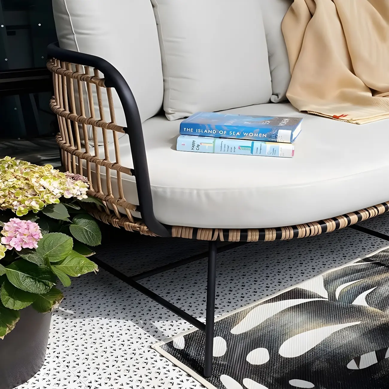 UV Resistant Modern knitted Metal Frame Patio Sofa Image - 2 | homeyfad