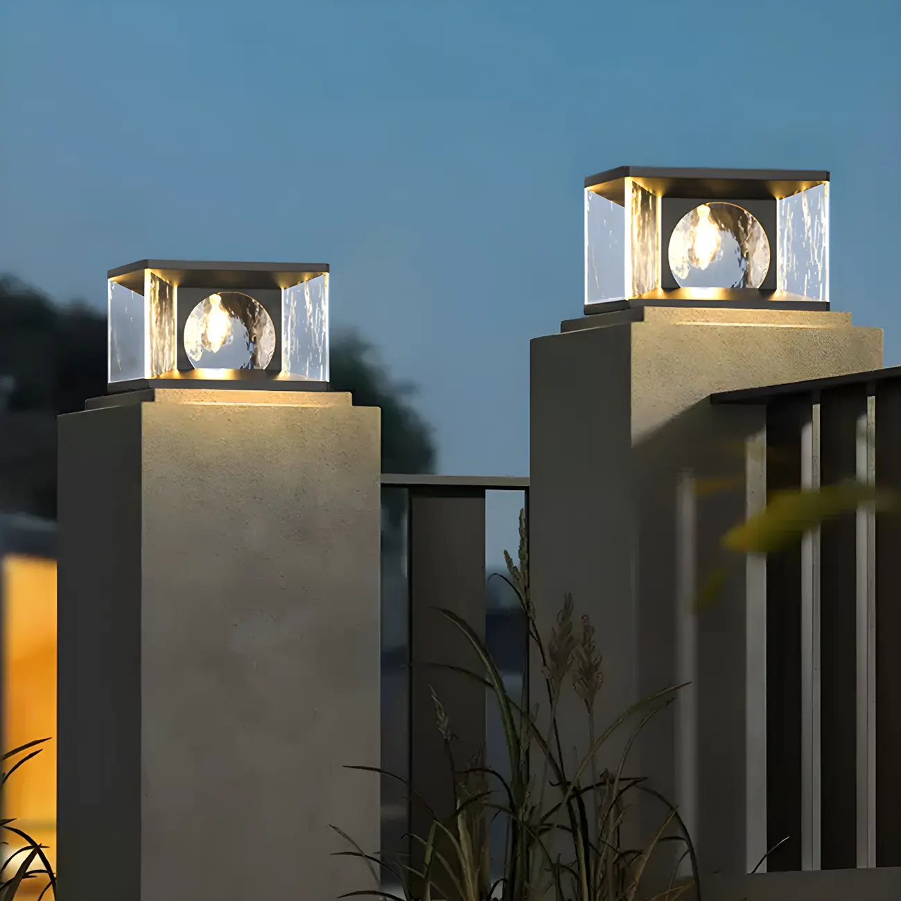 Black Metal Clear Glass Square Wired Post Cap Light Image - 5 | homeyfad