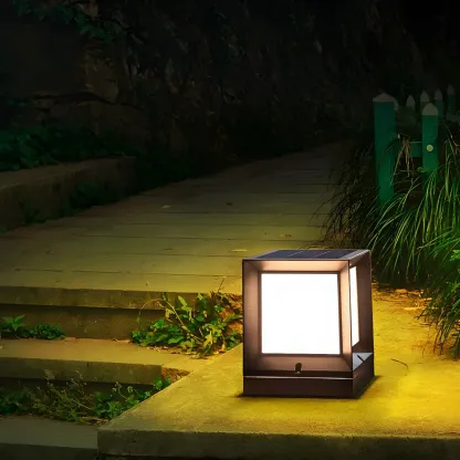 Solar Acrylic Black LED Post Cap Light Image - 2