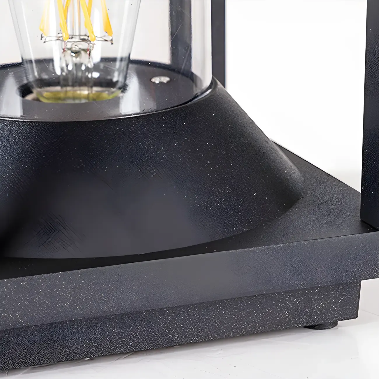 Solar Black Metal Vertical Post Cap Light Image - 10