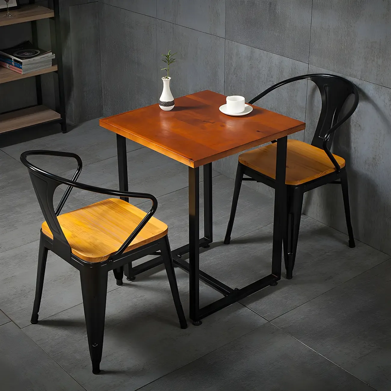 Adjustable Pine Wood Round Cocktail Bar Table for Home Bar Image - 2