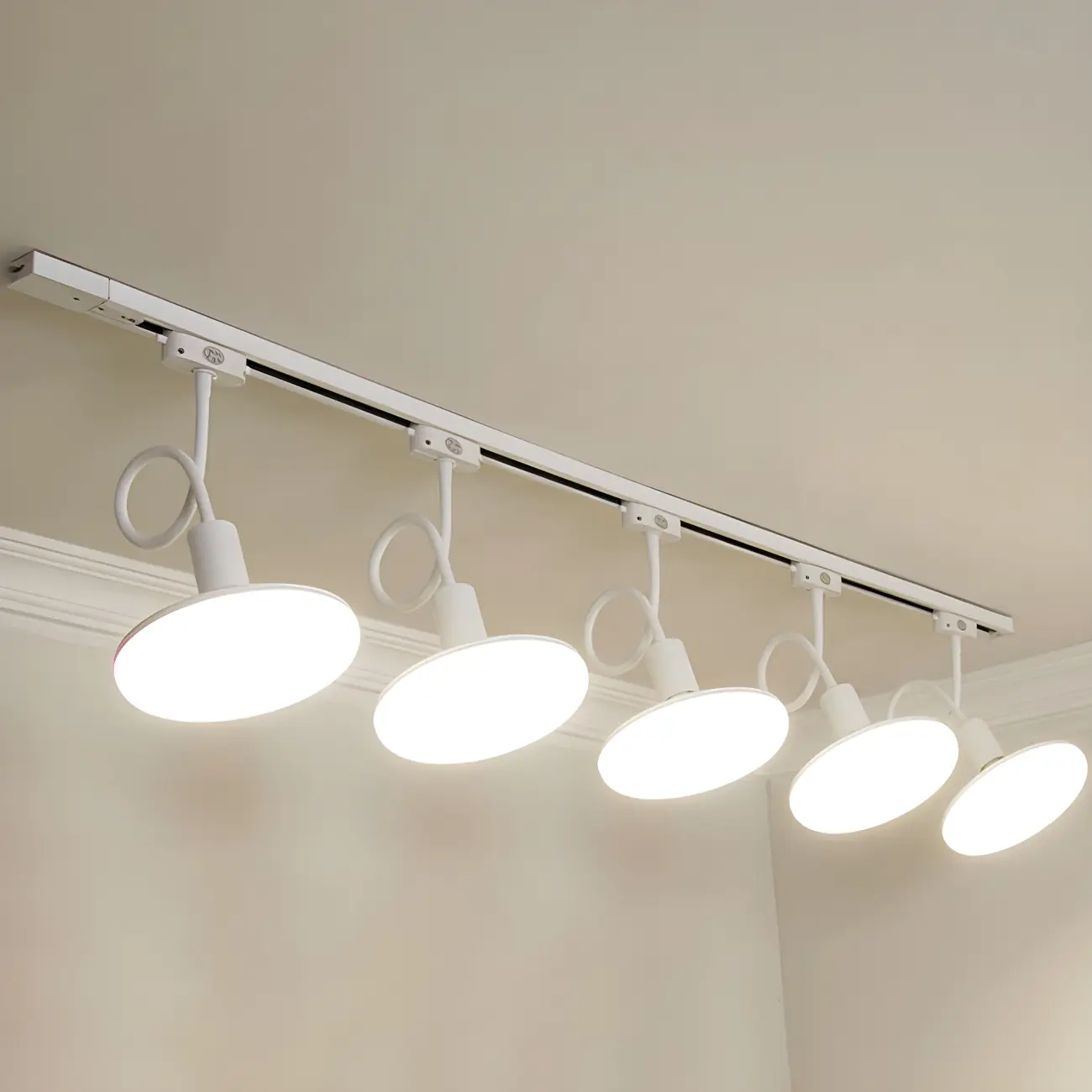 5-Light Modern LED Track Lighting with Adjustable Head | homeyfad
